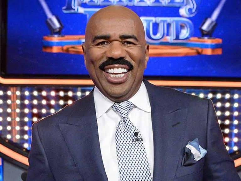 Steve Harvey Toupee: He Used To Wear Hair System!