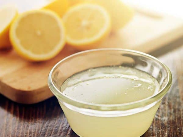 How To Lighten Hair With Lemon Juice? Advice From Experts